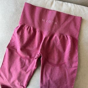 NVGTN Contour Seamless Leggings Crimson